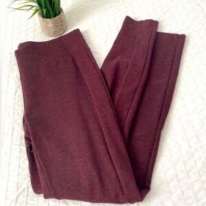 Women’s Ann Taylor LOFT Women’s burgundy leggings pant - sz Small